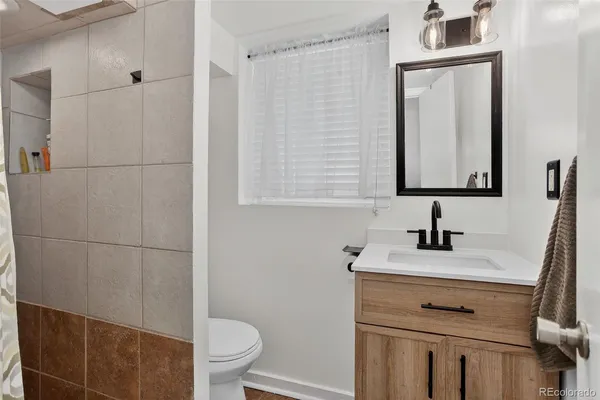 $938,000 | 725 South Grant Street, Denver, CO 80209