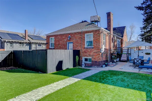 $938,000 | 725 South Grant Street, Denver, CO 80209