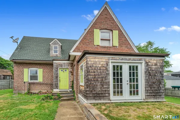 $475,000 | 10 Prospect Drive, Stratford, CT 06615