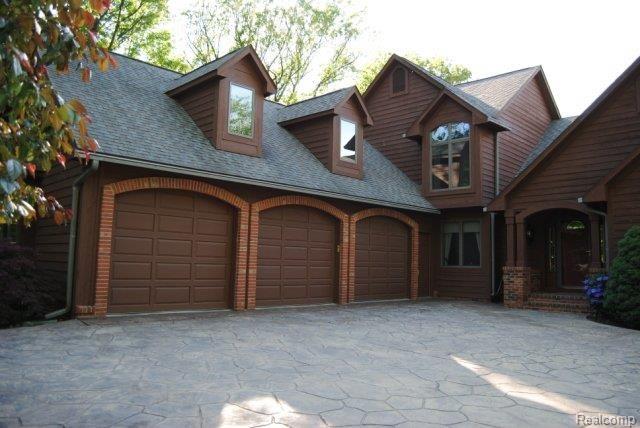 3620 Timber Ridge Drive Metamora, MI 48455 - Photo 2 of 25 3 car garage 3620 Timber Ridge D