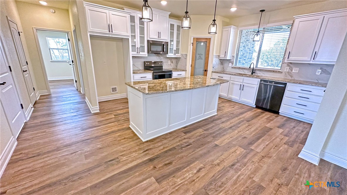 4237 Cool Basin Road Kempner, TX 76539 - Photo 6 of 36