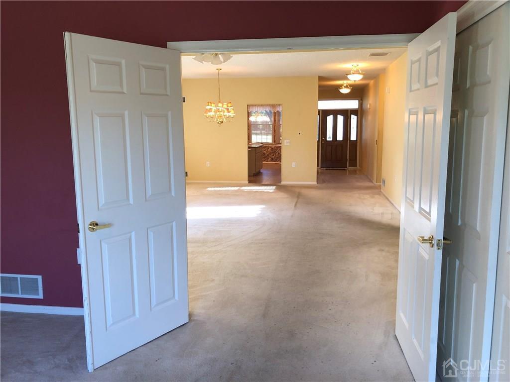 2 Chichester Road Monroe Township, NJ 08831 - Photo 11 of 36 Gallery Image 11