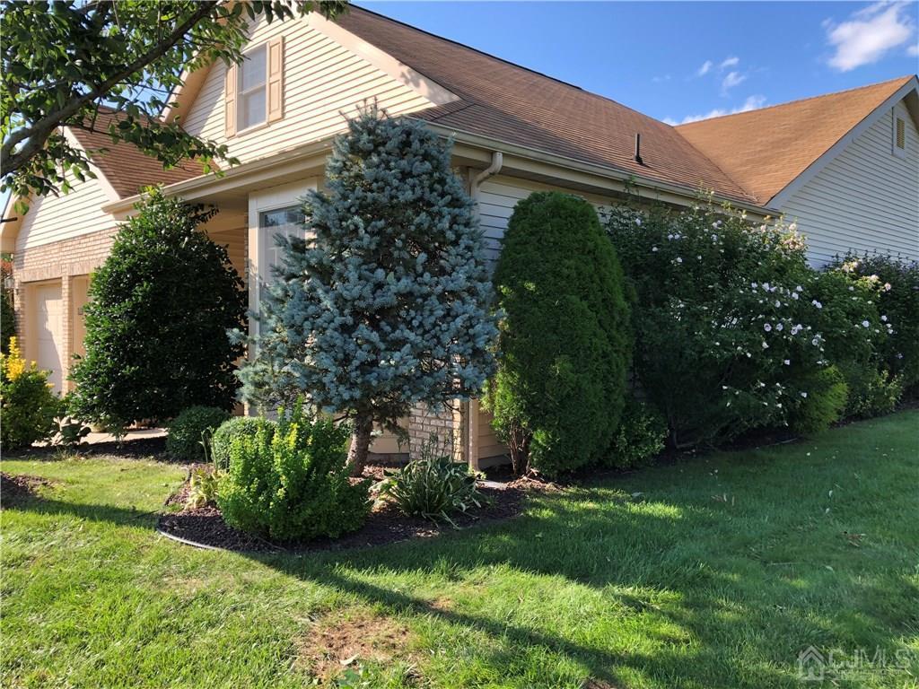 2 Chichester Road Monroe Township, NJ 08831 - Photo 3 of 36 Gallery Image 3