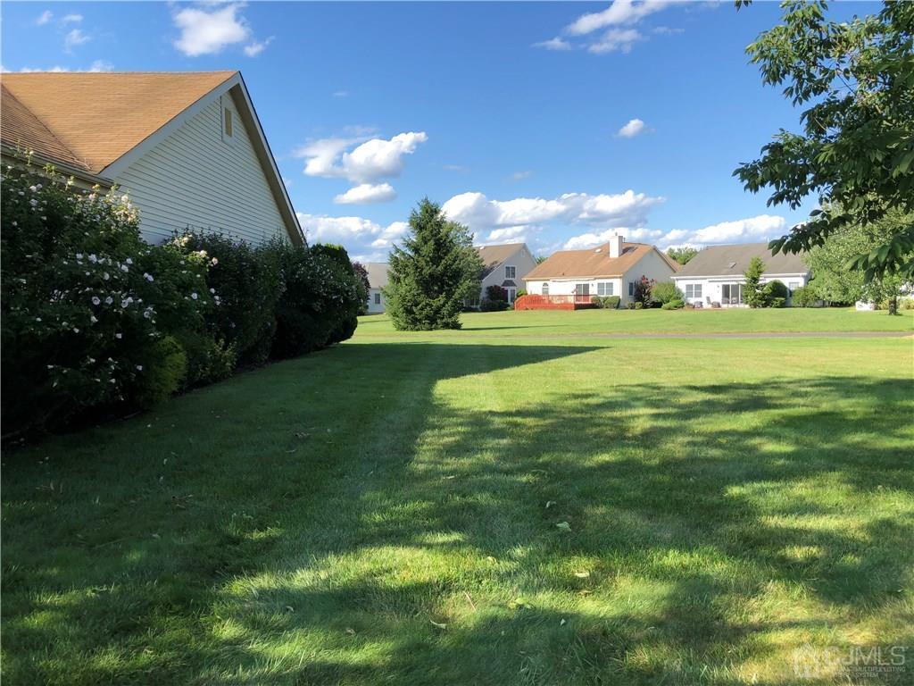 2 Chichester Road Monroe Township, NJ 08831 - Photo 4 of 36 Gallery Image 4