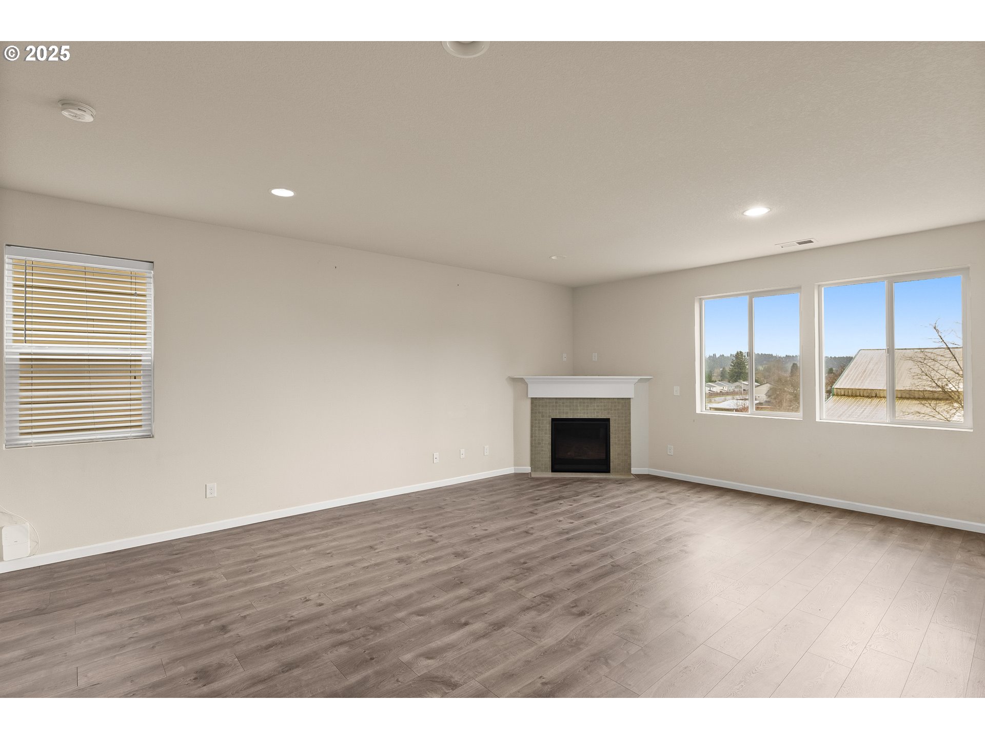 17114 Southeast Rhododendron Street Happy Valley, OR 97086 - Photo 11 of 29