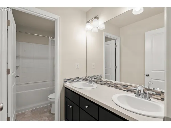 $624,900 | 17114 Southeast Rhododendron Street, Happy Valley, OR 97086