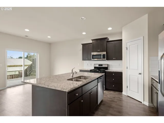 $650,000 | 17114 Southeast Rhododendron Street, Happy Valley, OR 97086