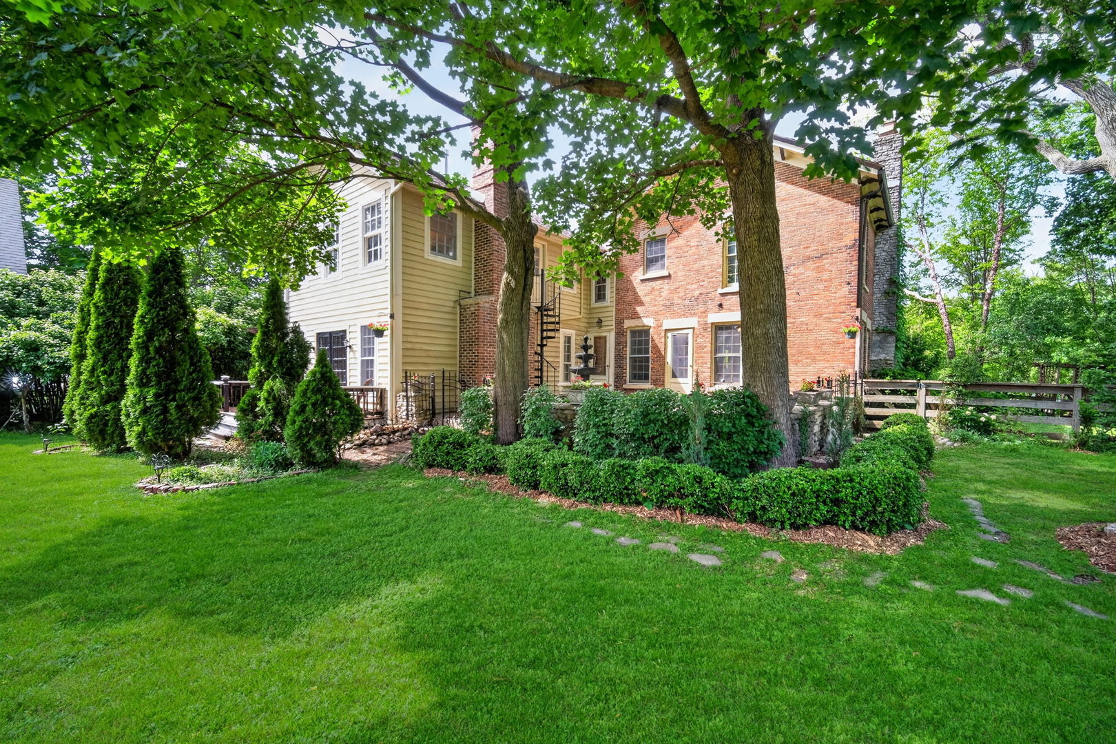 36W927 Red Gate Road St. Charles, IL 60175 - Photo 31 of 47