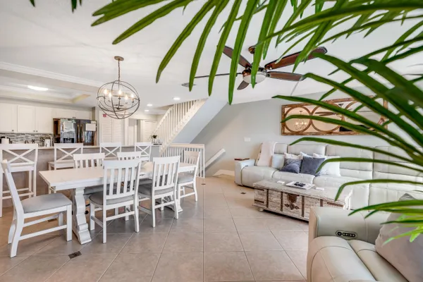 $1,300,000 | 95 Coco Plum Drive, Unit 5D, Marathon, FL 33050