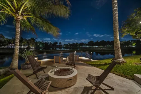 $4,650,000 | 4430 Casper Court, Hollywood, FL 33021