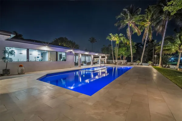 $4,650,000 | 4430 Casper Court, Hollywood, FL 33021
