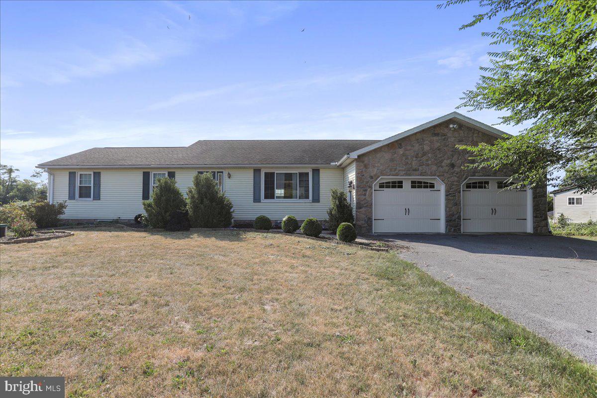 10490 Mountain Road Pleasant Hall, PA 17246 - Photo 1 of 47 Exterior Front
