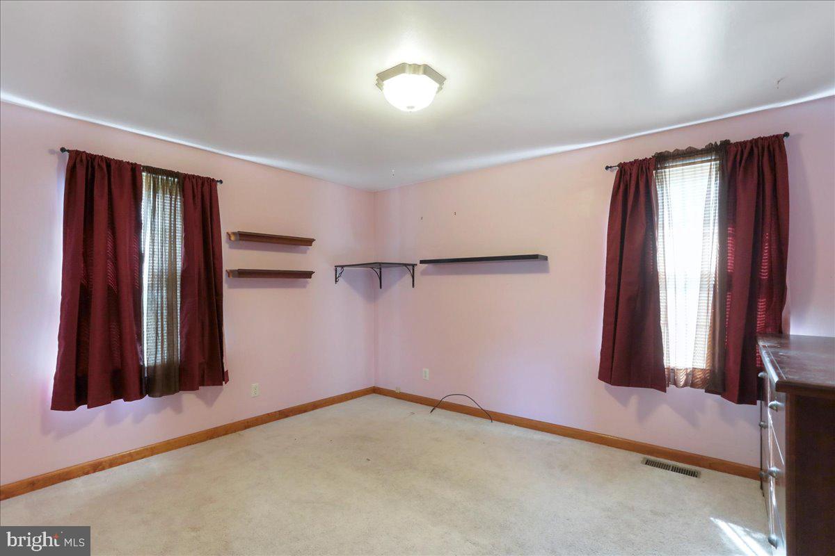 10490 Mountain Road Pleasant Hall, PA 17246 - Photo 23 of 47 (2) Bedroom