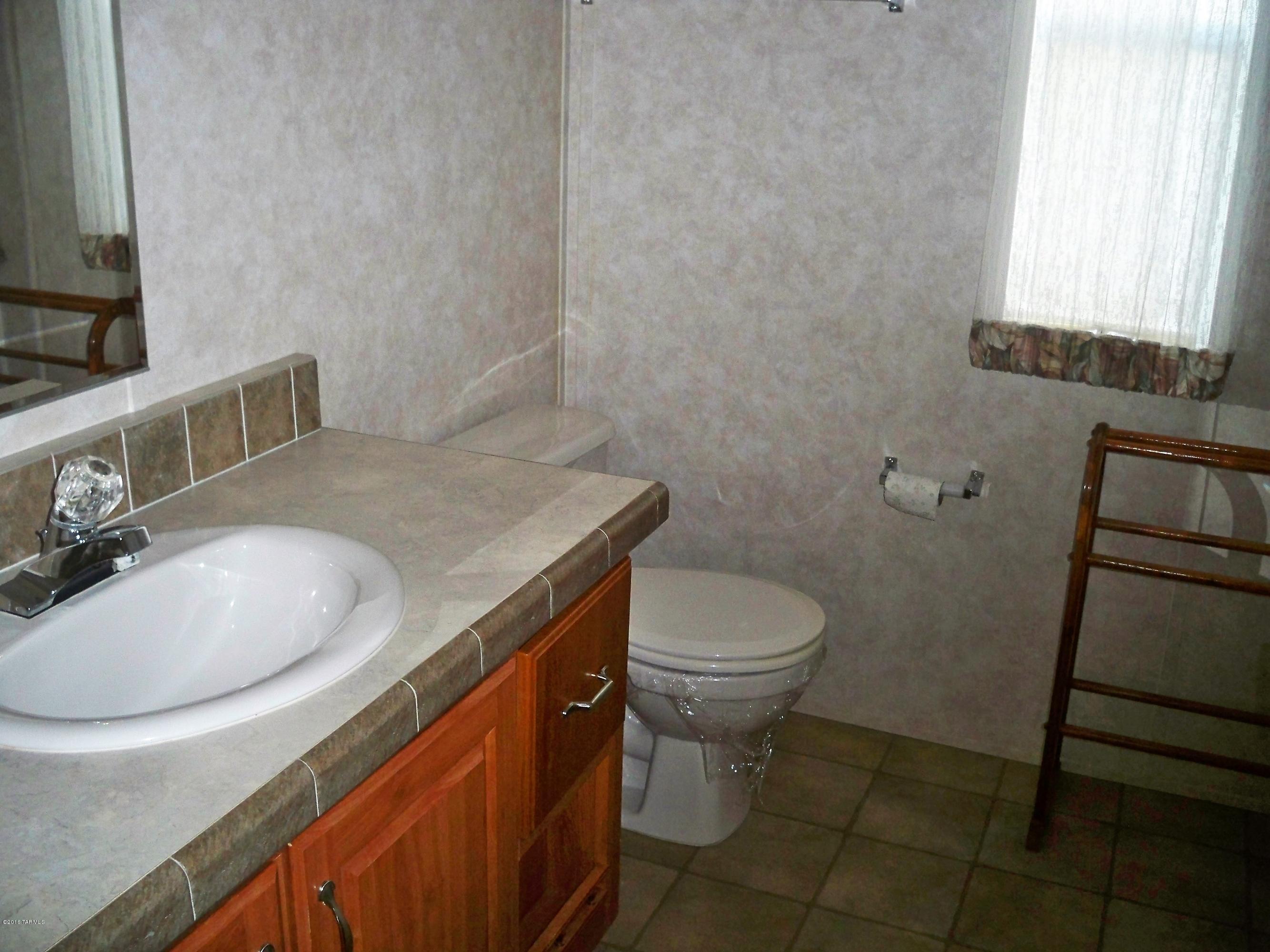 5464 West Rocking Cir Street Tucson, AZ 85713 - Photo 11 of 18 Gallery Image 11