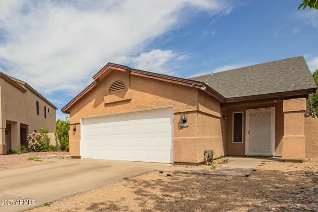 $425,000 | 9167 North 73rd Lane, Peoria, AZ 85345