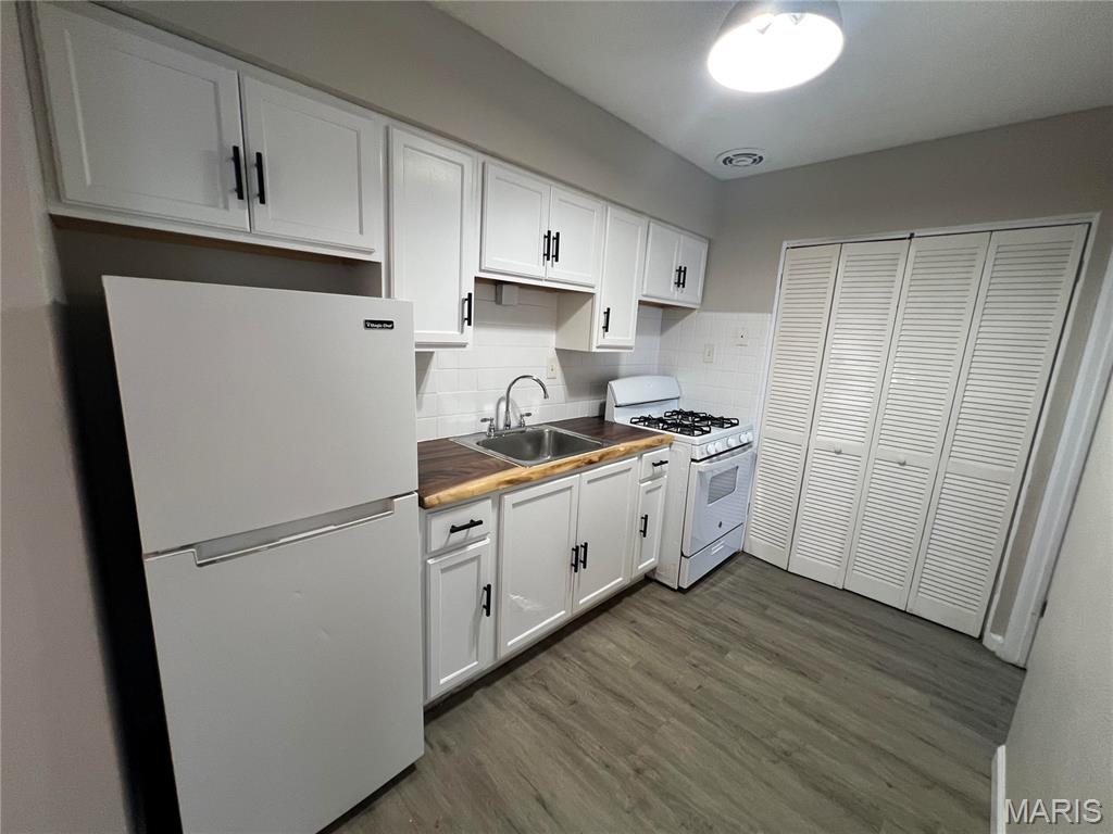 8009 Gravois Road St. Louis, MO 63123 - Photo 13 of 16