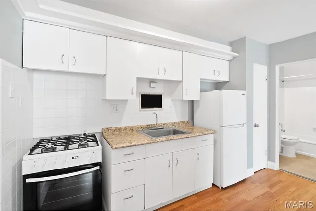 $1,149,900 | 8009 Gravois Road, St. Louis, MO 63123