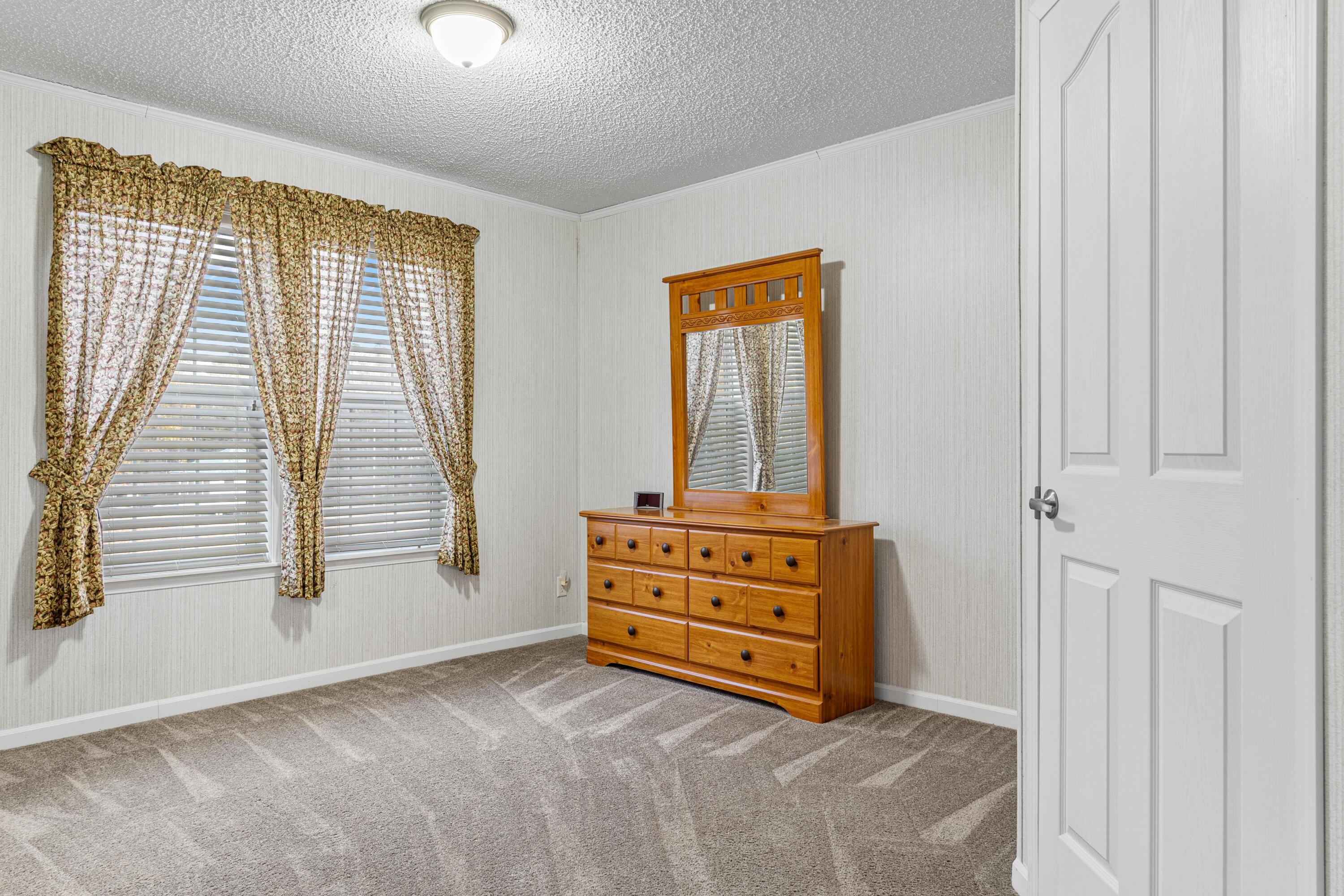 180 State Rd S-38-1893 Orangeburg, SC 29115 - Photo 33 of 73 DSC03942