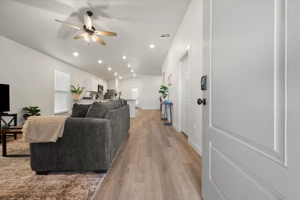 $1,799 | 2505 Kenwood Avenue, Lubbock, TX 79407