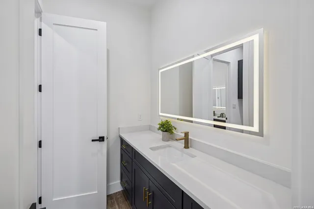 $745,000 | 290 Restless Wind, Spring Branch, TX 78070