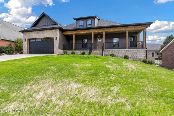 $609,900 | 12123 Harvard Lane, Glade Spring, VA 24340