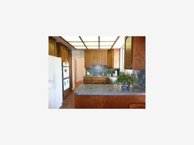 502 Avila Road San Mateo, CA 94402 - Photo 5 of 9 Gallery Image 5