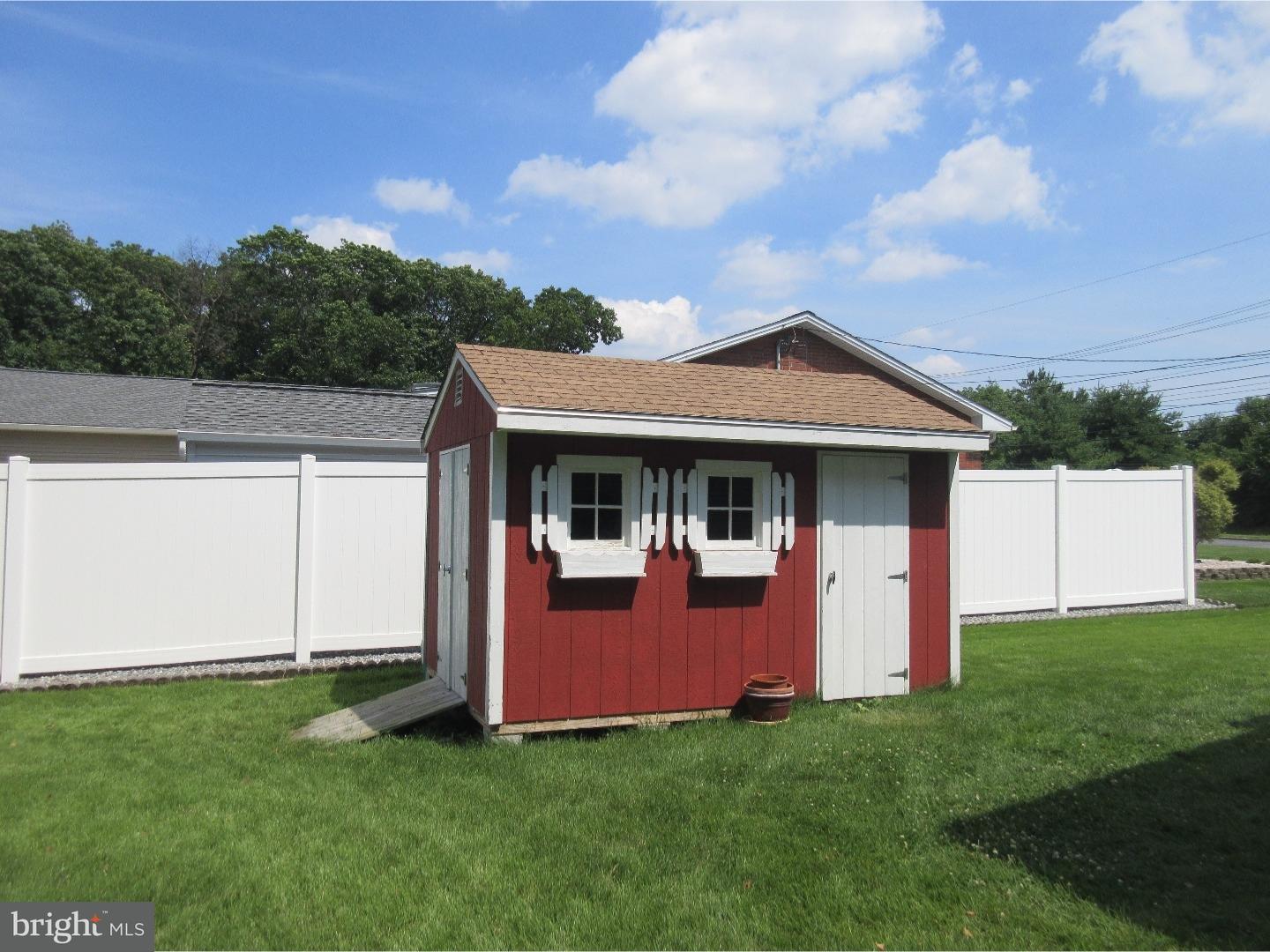 5230 Hanoverville Road Bethlehem, PA 18017 - Photo 9 of 25 Gallery Image 9