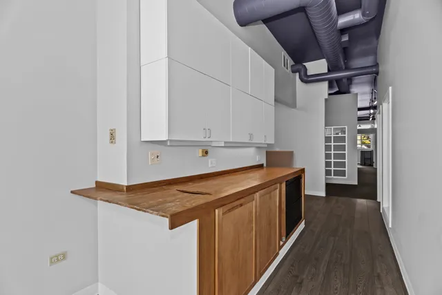 $579,000 | 4811 Main Street, Skokie, IL 60077