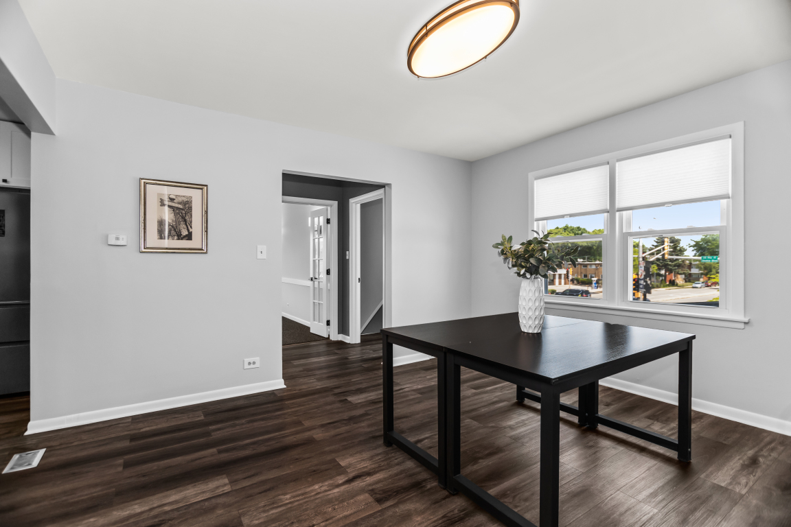 4811 Main Street Skokie, IL 60077 - Photo 21 of 34