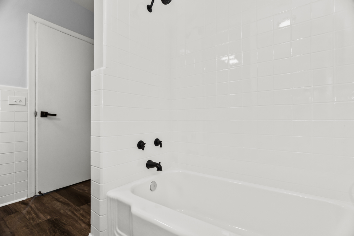 4811 Main Street Skokie, IL 60077 - Photo 29 of 34