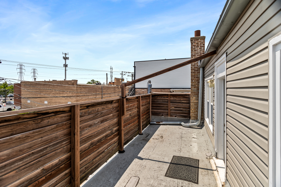 4811 Main Street Skokie, IL 60077 - Photo 31 of 34