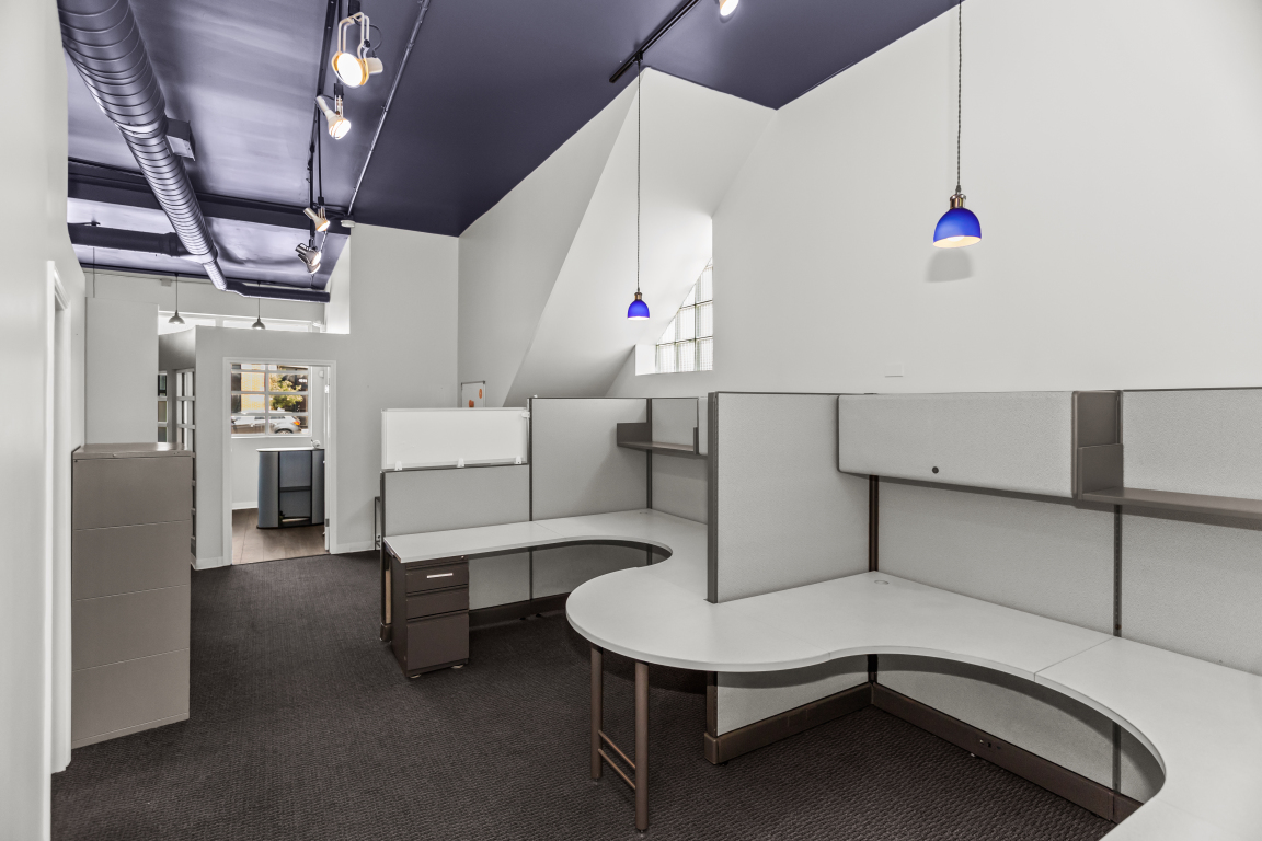 4811 Main Street Skokie, IL 60077 - Photo 6 of 34