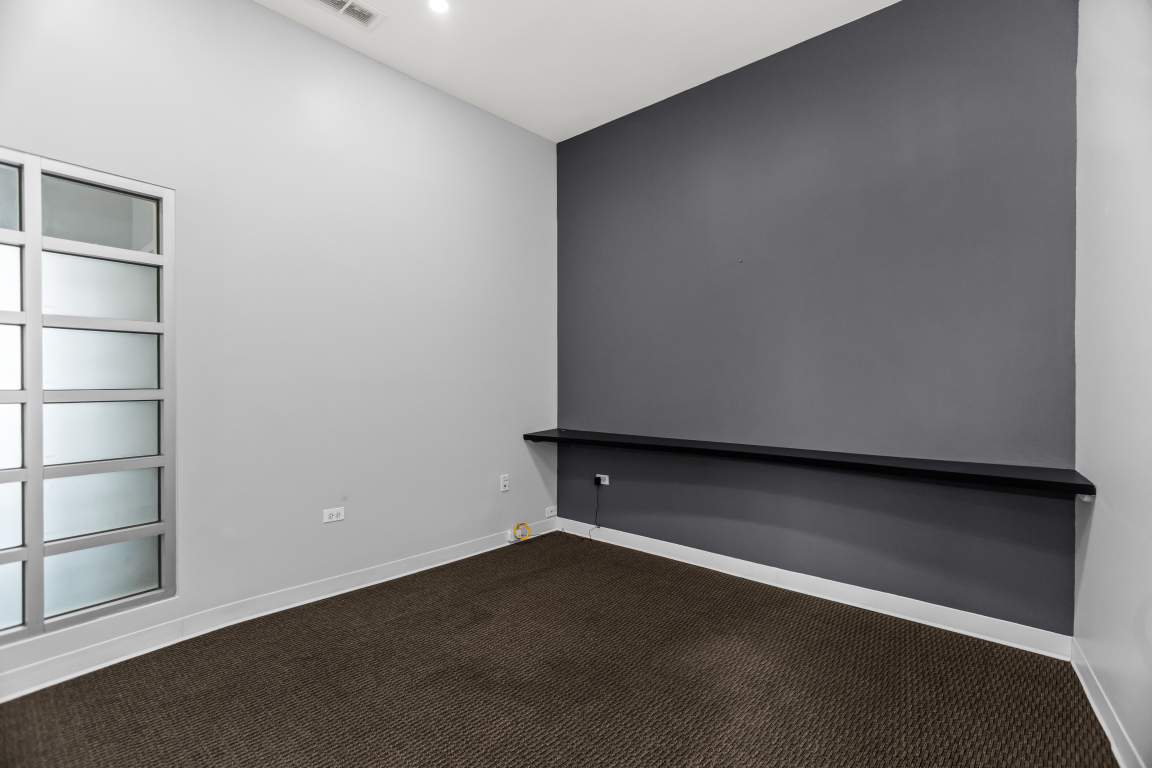 4811 Main Street Skokie, IL 60077 - Photo 9 of 34