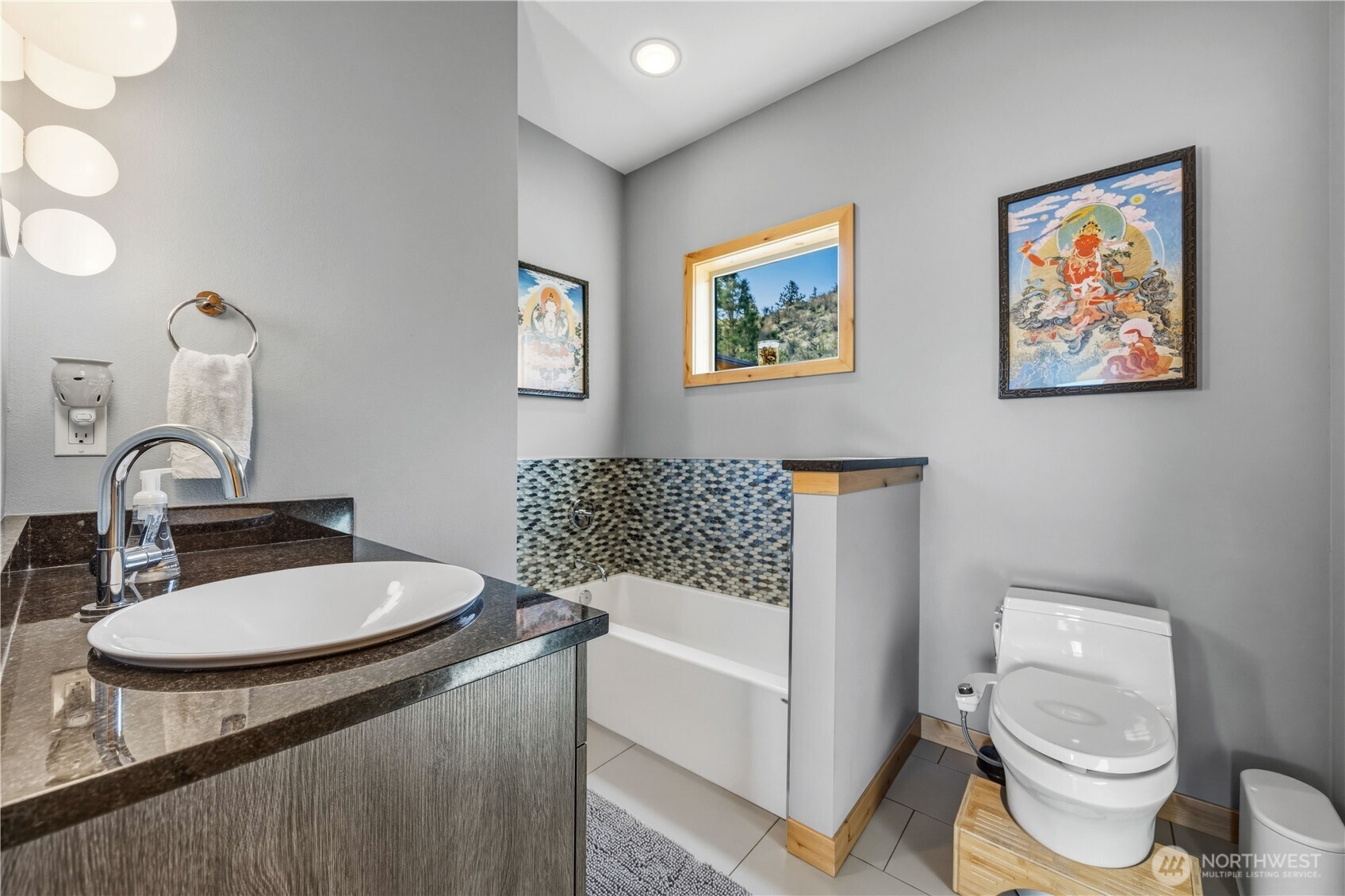 111 Hawks Meadow Road Chelan, WA 98816 - Photo 12 of 39