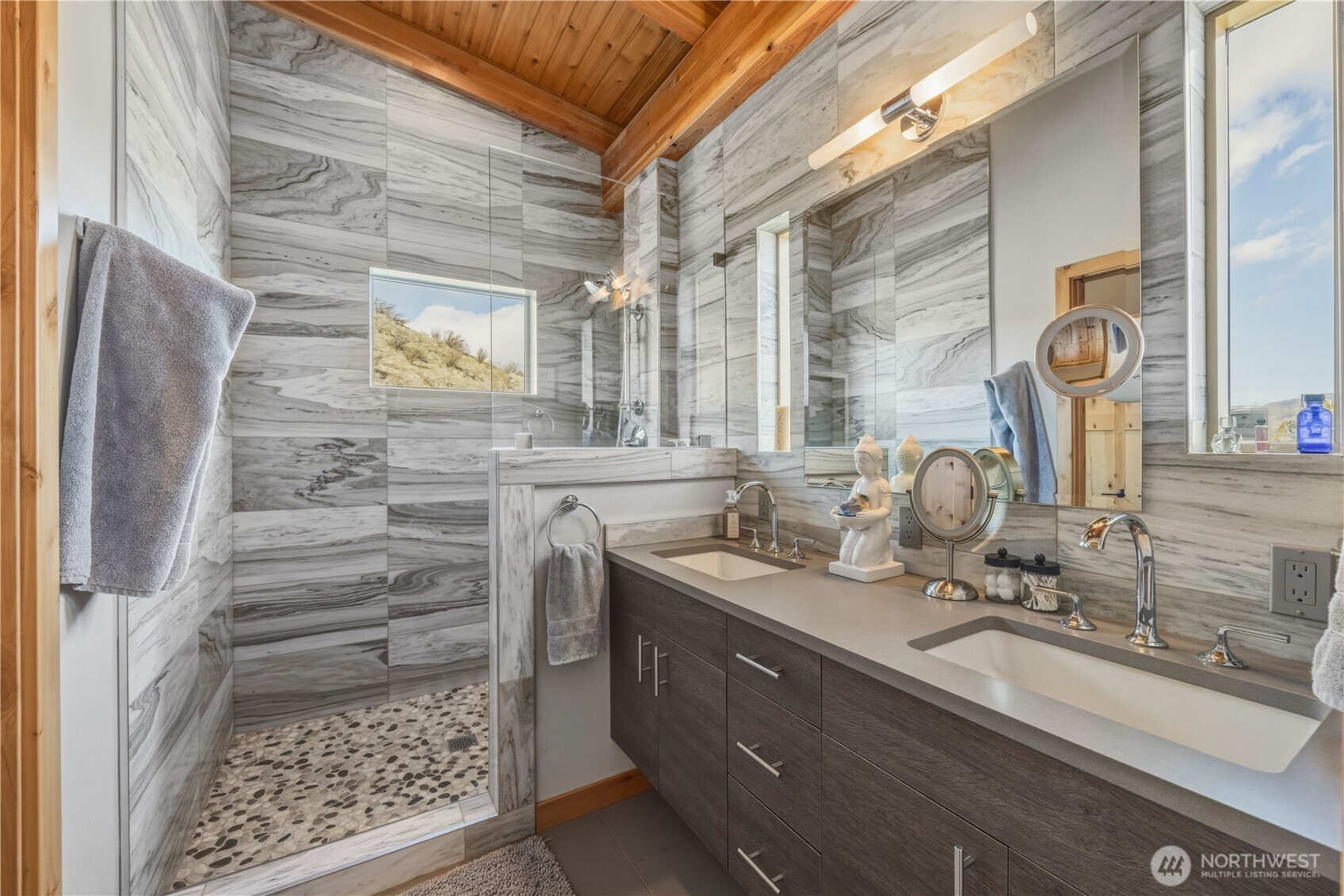 111 Hawks Meadow Road Chelan, WA 98816 - Photo 15 of 39