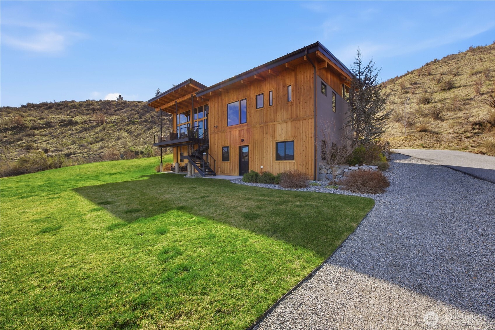 111 Hawks Meadow Road Chelan, WA 98816 - Photo 22 of 39