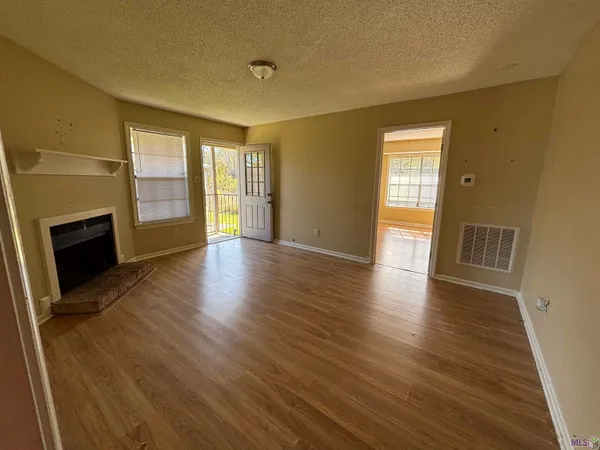 $890 | 1654 Clear Lake Avenue, Unit A, Baton Rouge, LA 70808