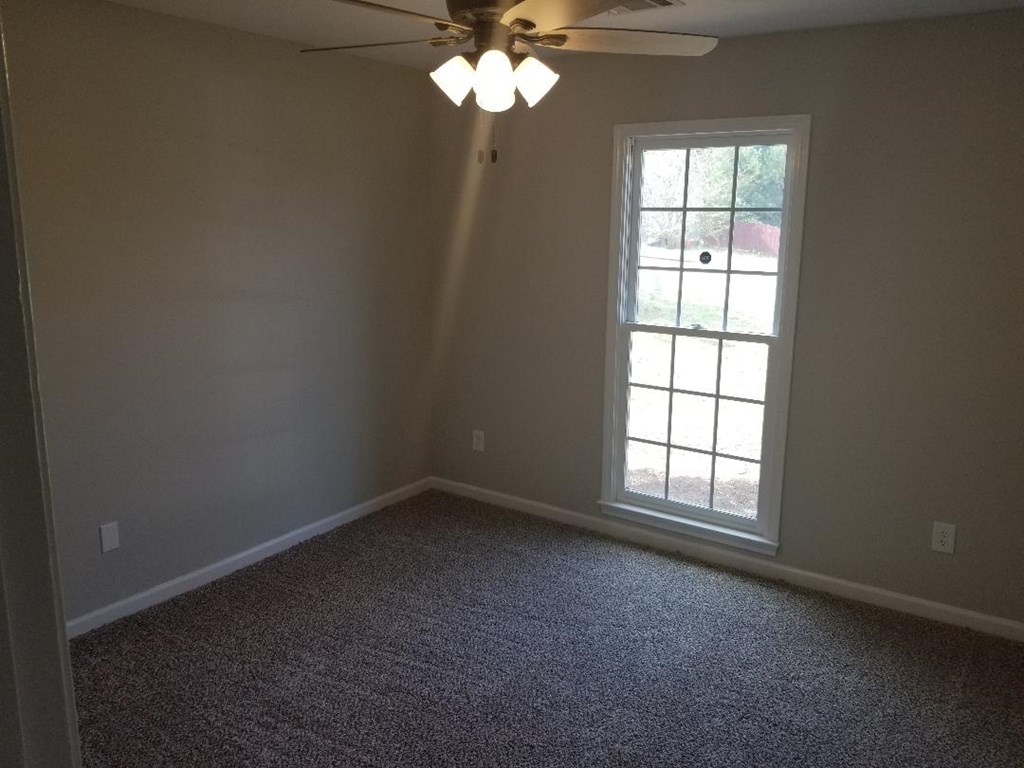 1345 Bunker Ridge Lane Columbus, GA 31907 - Photo 8 of 11 Gallery Image 8