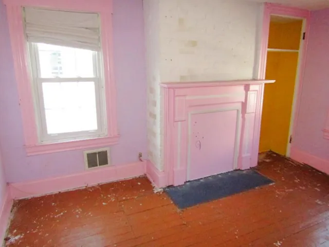 $40,000 | 1333 Wilmerding Avenue, East McKeesport, PA 15035