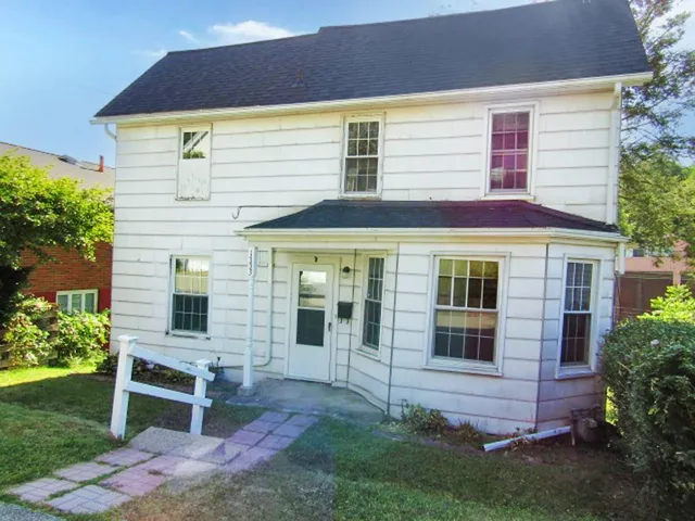 $40,000 | 1333 Wilmerding Avenue, East McKeesport, PA 15035