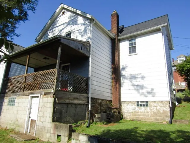 $40,000 | 1333 Wilmerding Avenue, East McKeesport, PA 15035