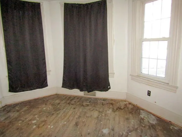 $40,000 | 1333 Wilmerding Avenue, East McKeesport, PA 15035