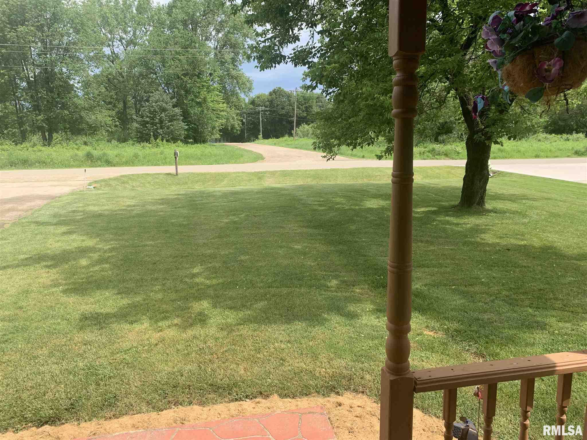 1260 Lakeview Road South Dahinda, IL 61428 - Photo 6 of 20 Gallery Image 6