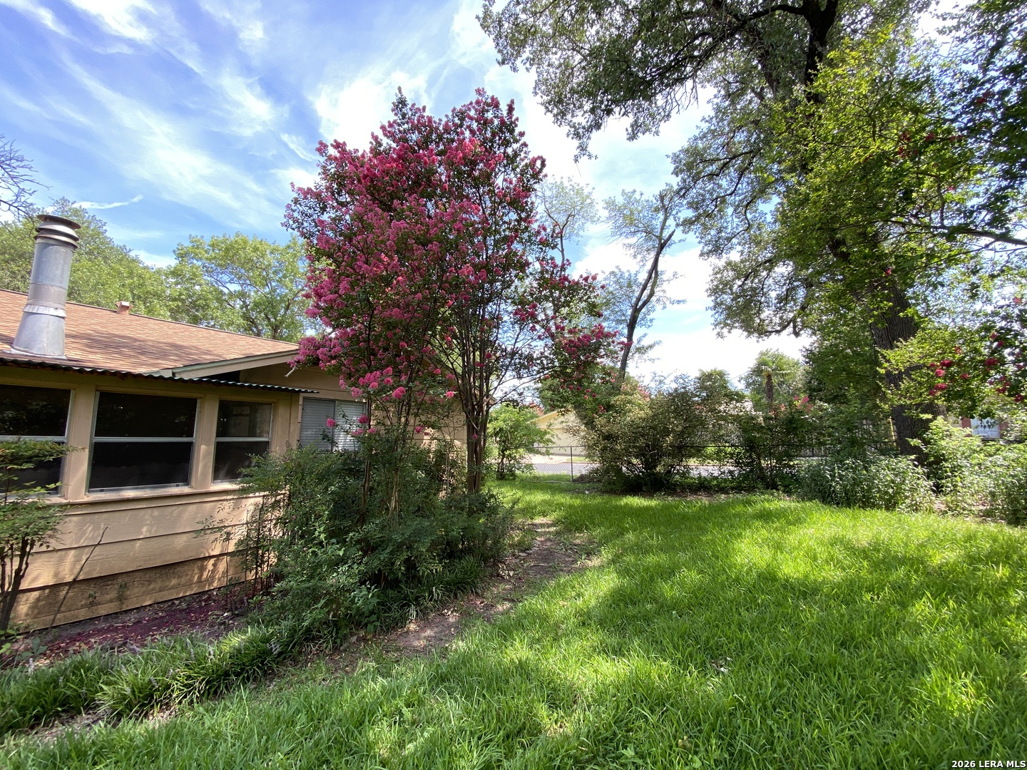 8908 Little Walnut Parkway Austin, TX 78758 - Photo 16 of 19