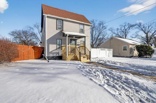 $220,000 | 1025 10th Street, Beloit, WI 53511