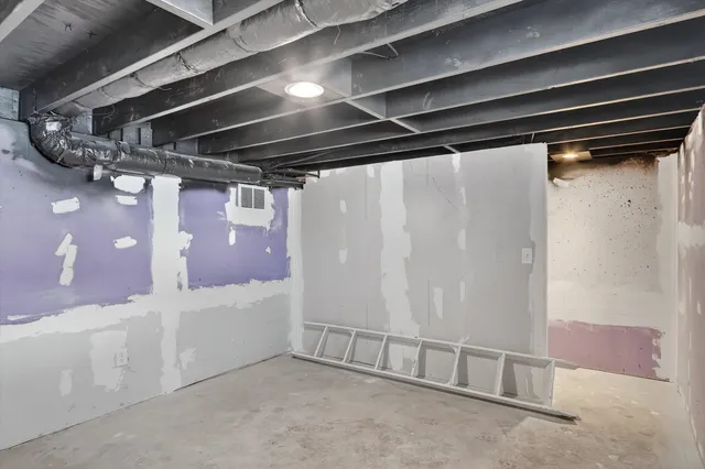 $220,000 | 1025 10th Street, Beloit, WI 53511