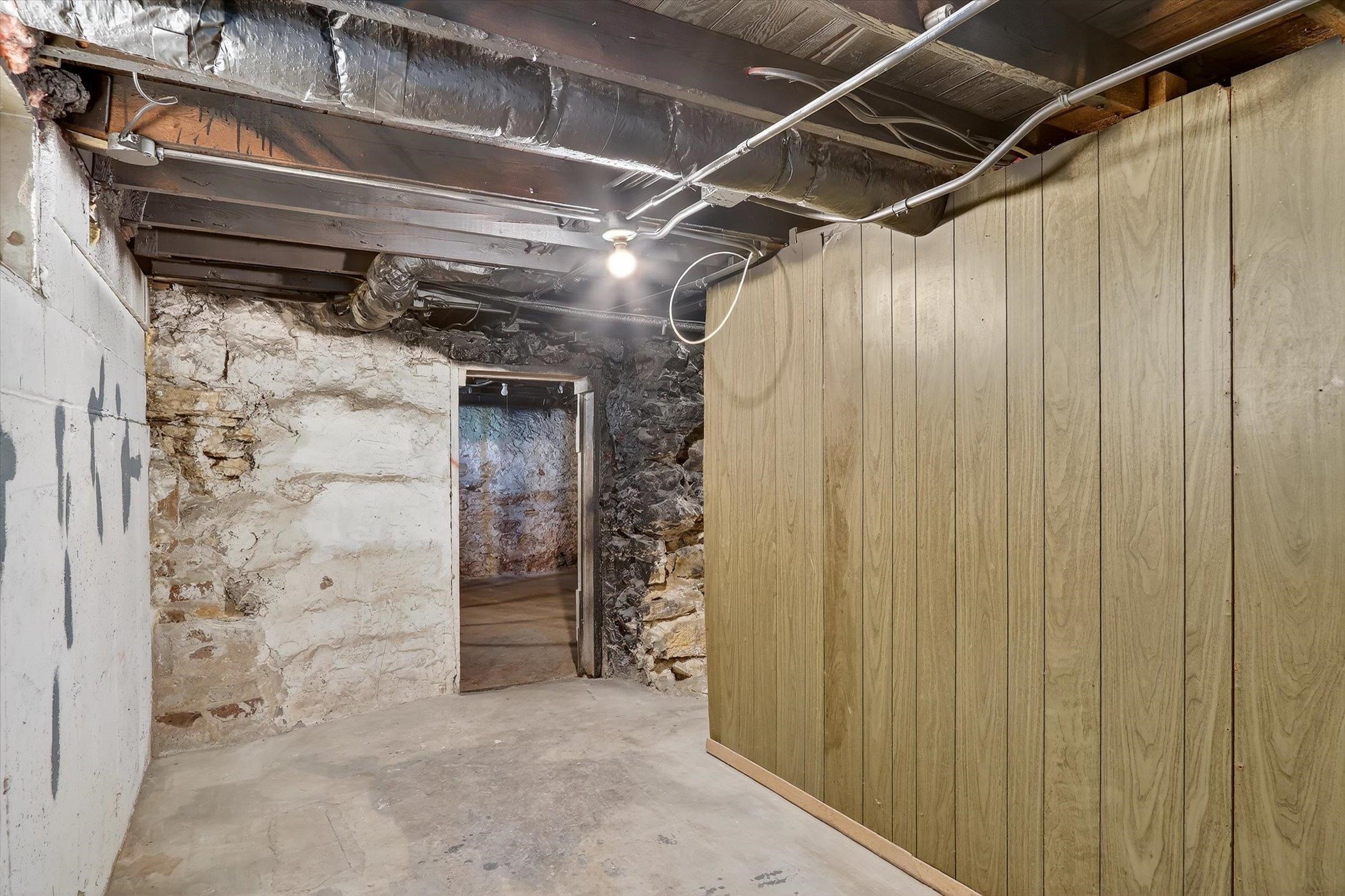 1025 10th Street Beloit, WI 53511 - Photo 42 of 49