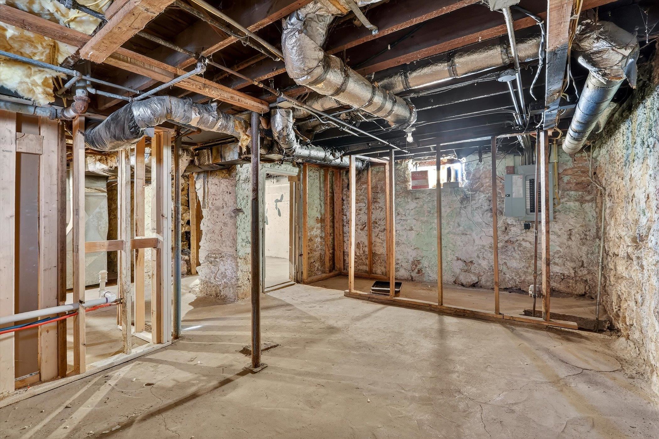 1025 10th Street Beloit, WI 53511 - Photo 43 of 49