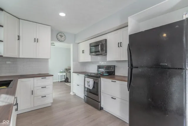 $367,900 | 8533 Legacy Court, Fishers, IN 46038