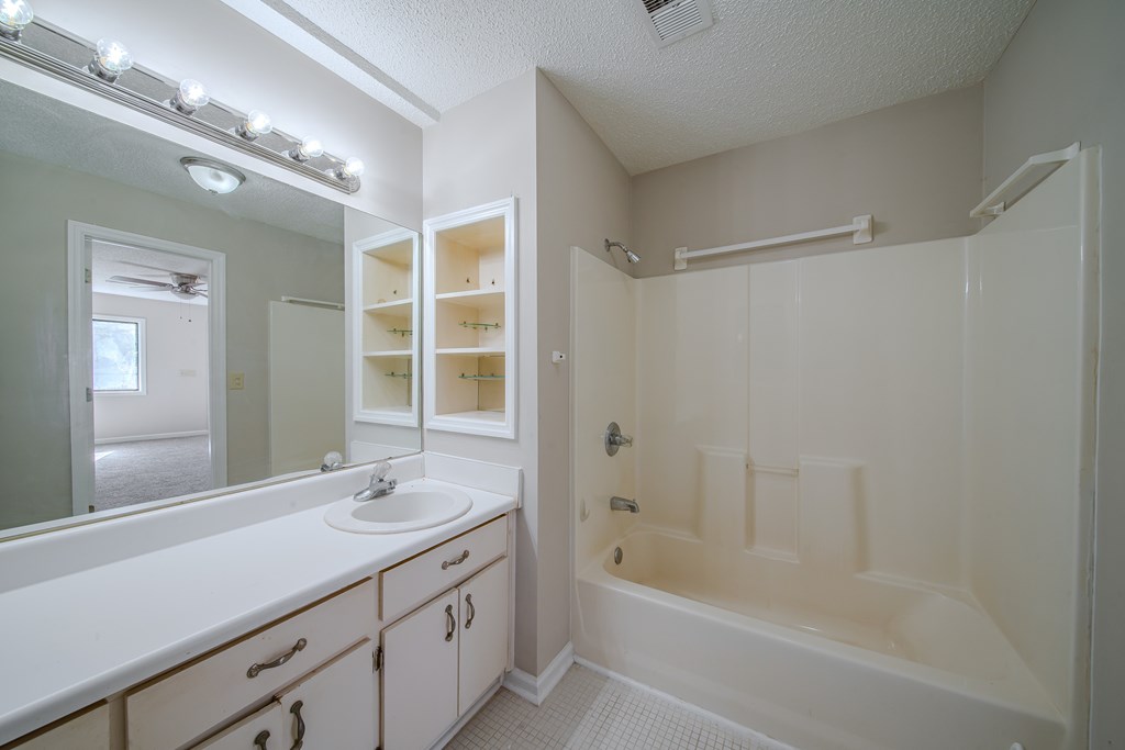 4454 Weems Road Columbus, GA 31909 - Photo 14 of 35 Gallery Image 14
